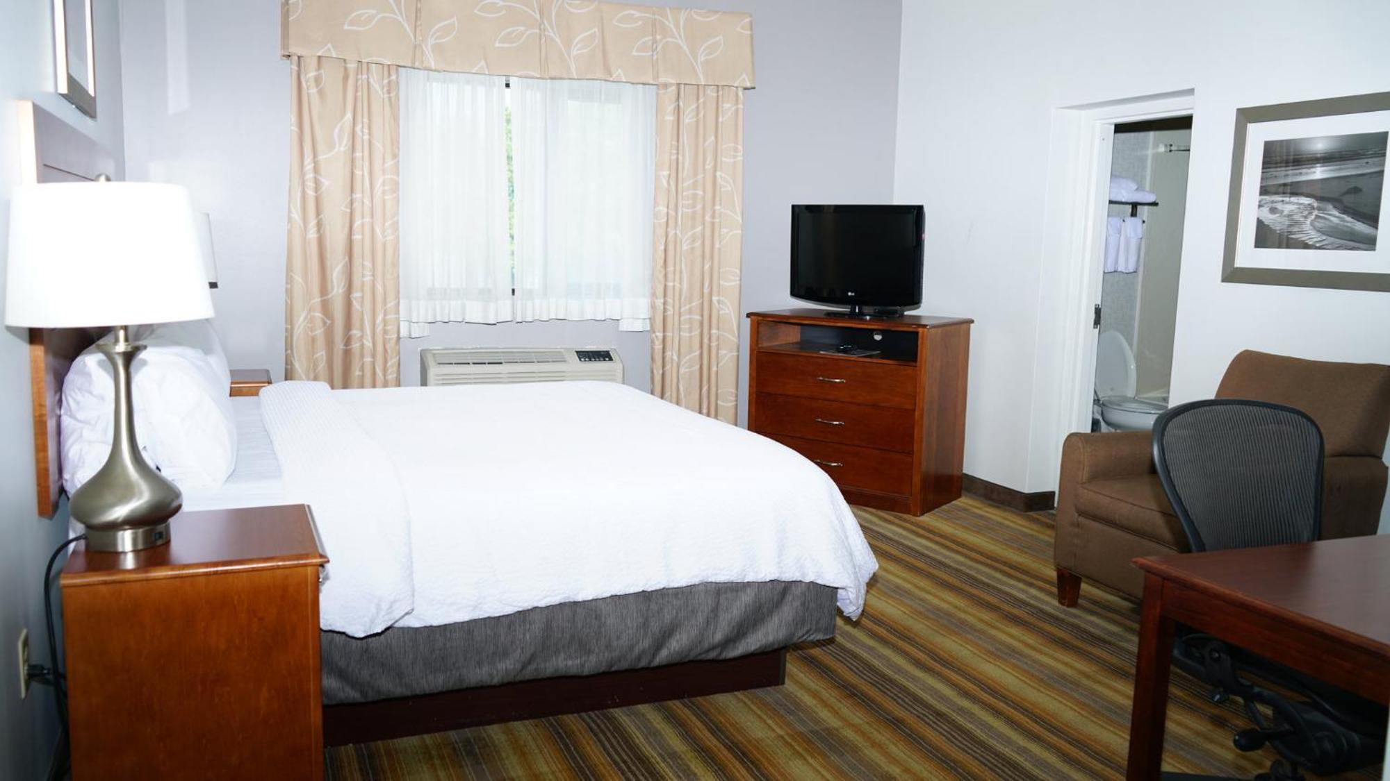 Holiday Inn Express Philadelphia Airport By Ihg Есингтън Екстериор снимка